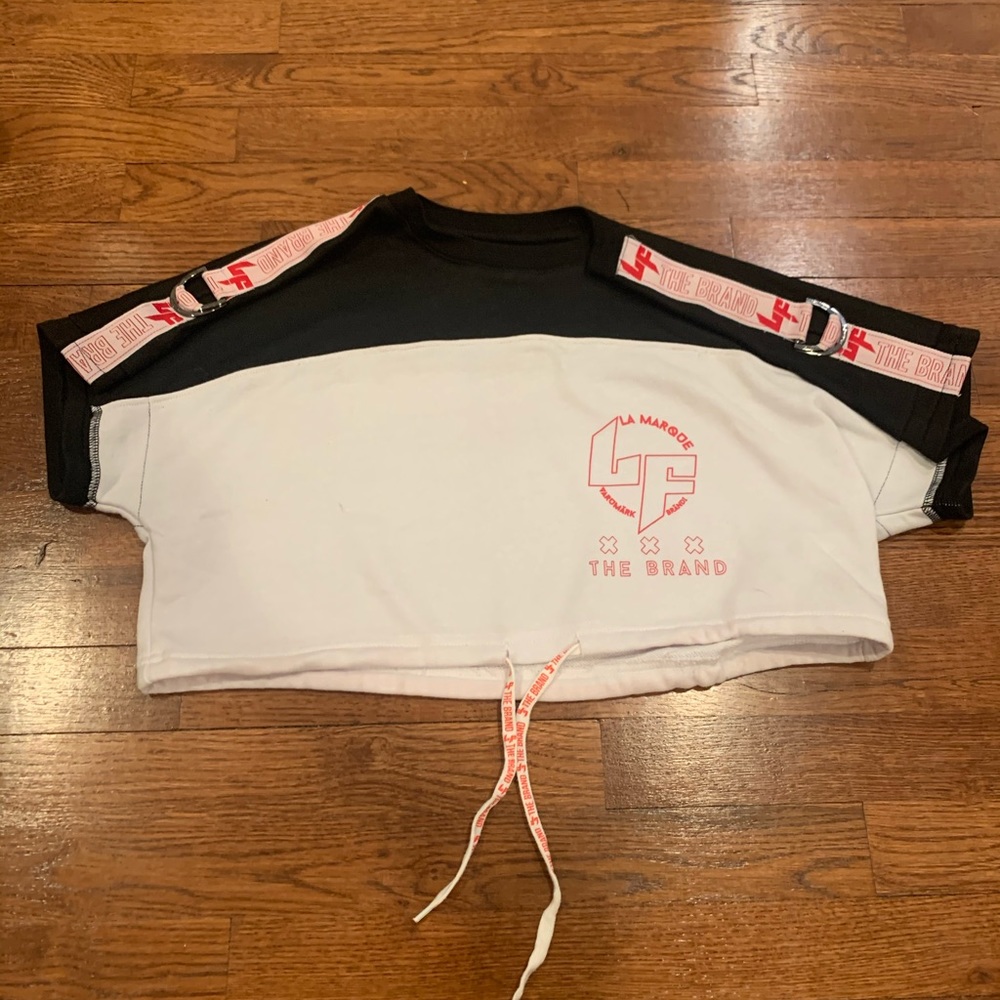 LF the brand crop tee shirt